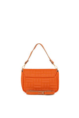 Turuncu Nakışlı Kapaklı Fitilli Baget Çanta