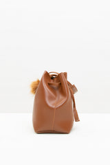 Taba İnce Kapaklı Ponponlu Çanta