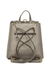 Gümüş Çift Kemerli Kapak Detaylı Çanta