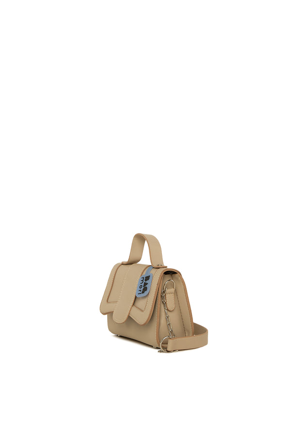 Krem Oval Kapaklı Mini Kutu Çanta
