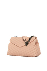 Pembe V Nakışlı Çanta